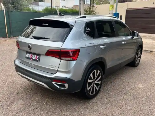 Volkswagen Taos  2022 - foto 4