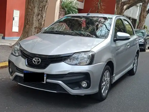 Toyota Etios  2018 - foto 1