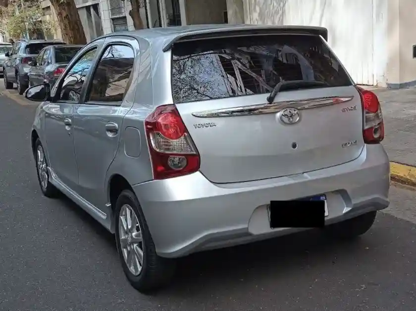 Toyota Etios  2018 - foto 5