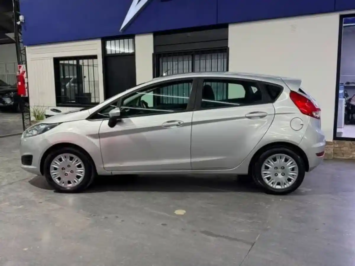 Ford Fiesta Kd  2015 - foto 3