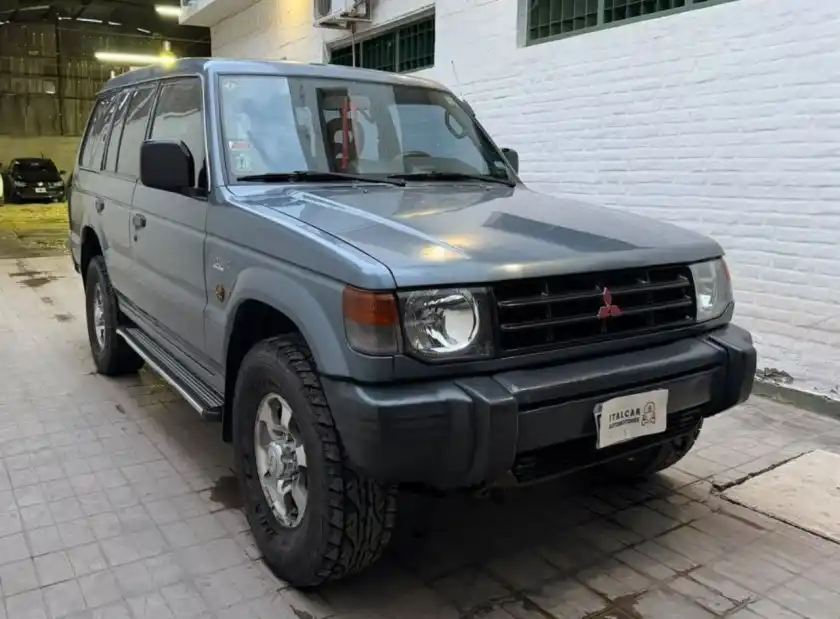 Mitsubishi Montero  1998 - foto 1