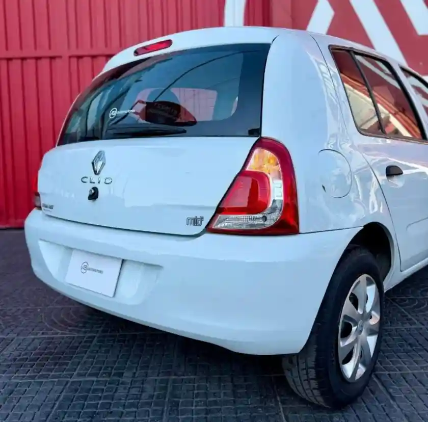 Renault Clio  2013 - foto 5