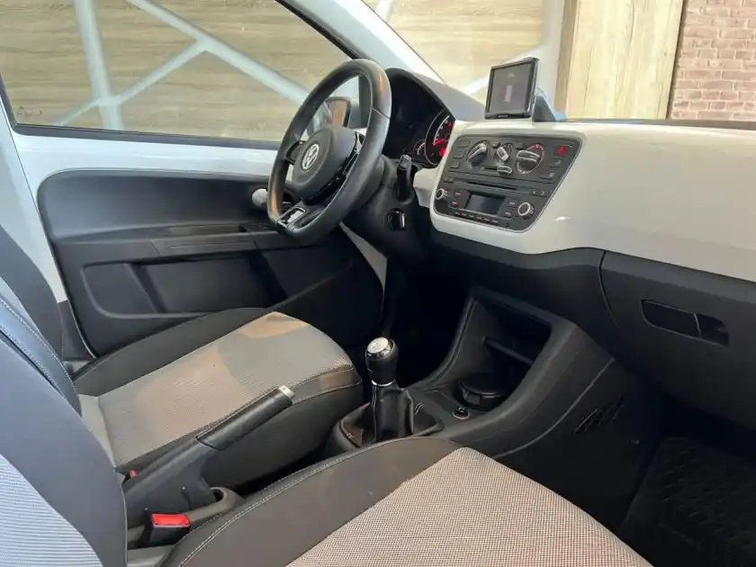 Volkswagen Up  2015 - foto 5