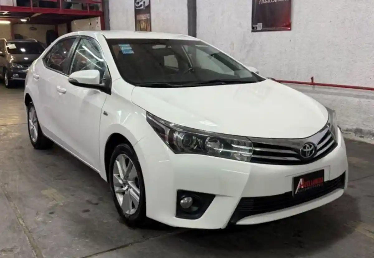 Toyota Corolla  2015 - foto 2