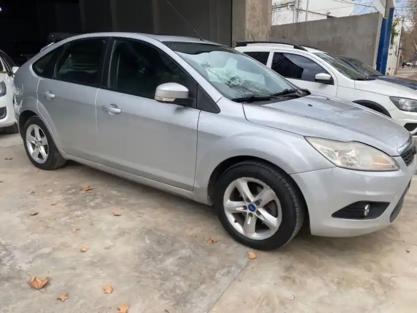 Ford Focus  2013 - foto 3
