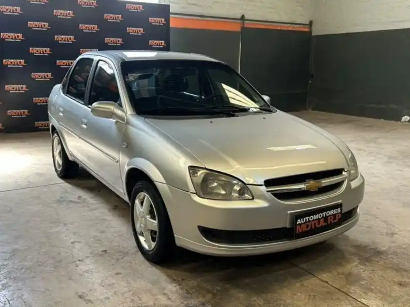 Chevrolet Classic  2013 - foto 3