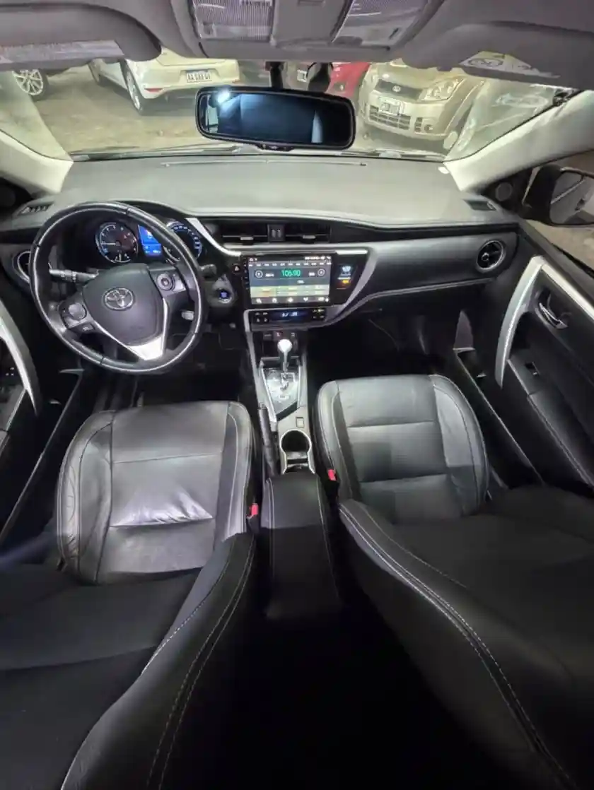 Toyota Corolla  2017 - foto 4