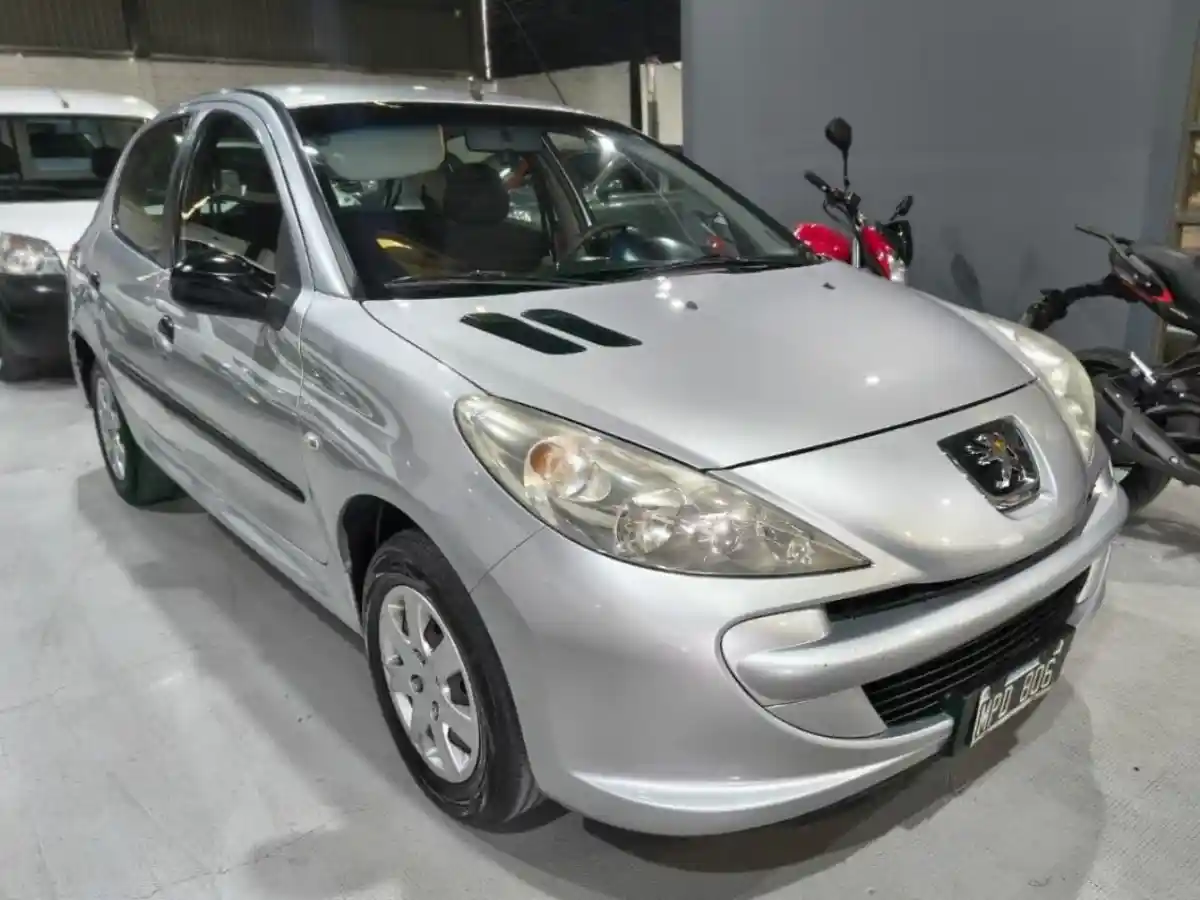 Peugeot 207  2013 - foto 3