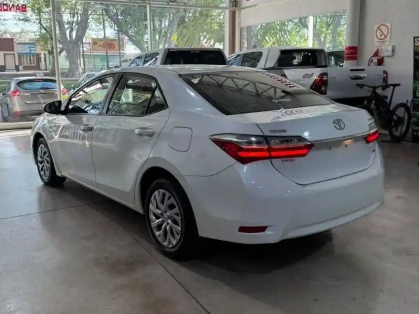 Toyota Corolla  2019 - foto 2