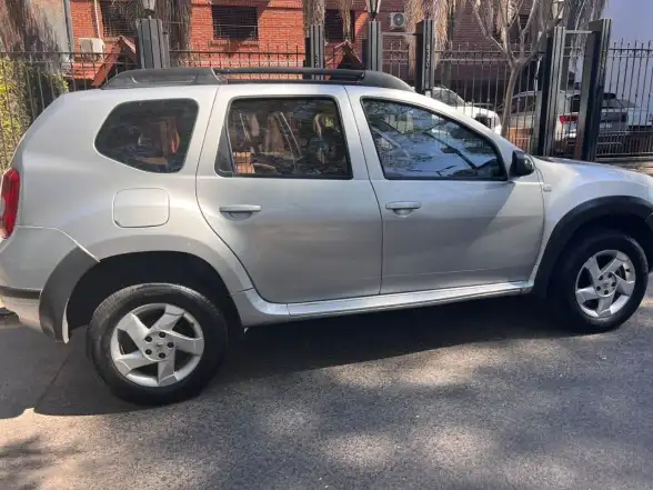 Renault Duster  2012 - foto 2