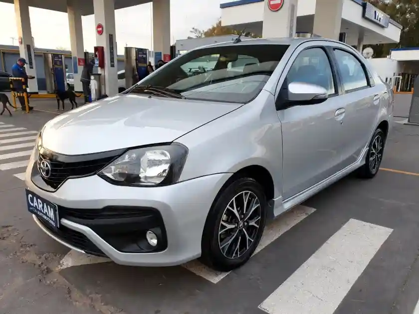 Toyota Etios  2018 - foto 1