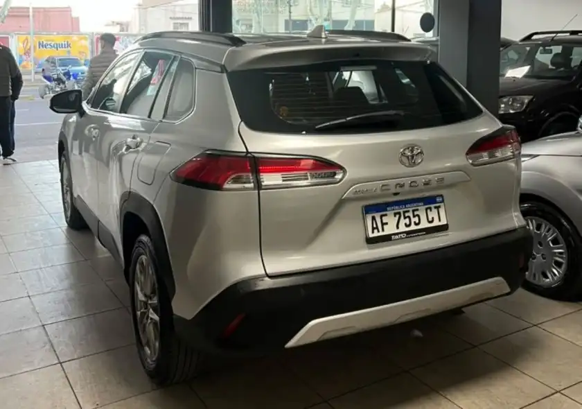 Toyota Corolla Cross  2023 - foto 2