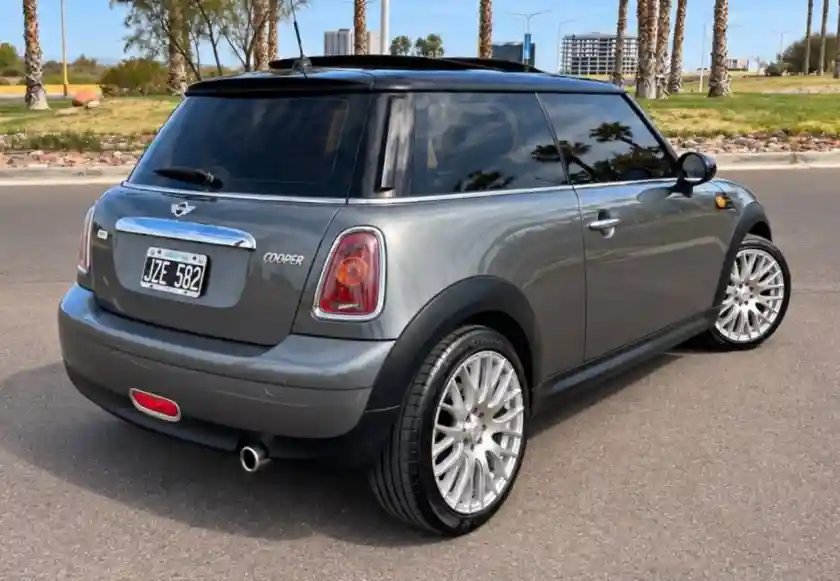 Mini Cooper  2011 - foto 2
