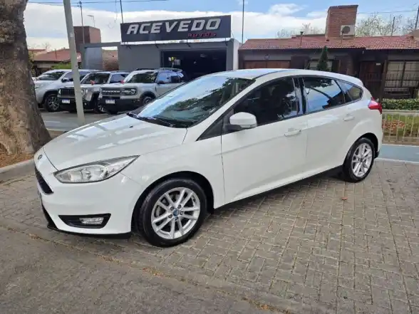 Ford Focus  2015 - foto 1