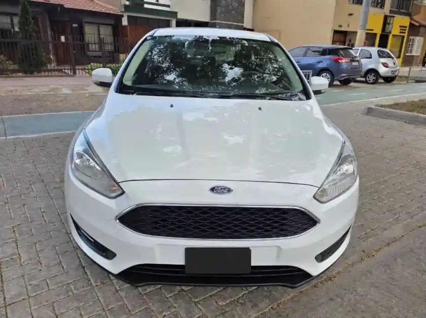Ford Focus  2015 - foto 2
