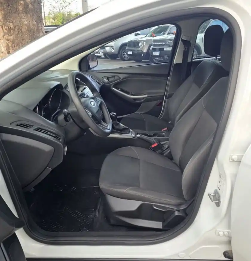Ford Focus  2015 - foto 5