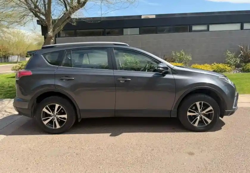 Toyota Rav4  2018 - foto 4