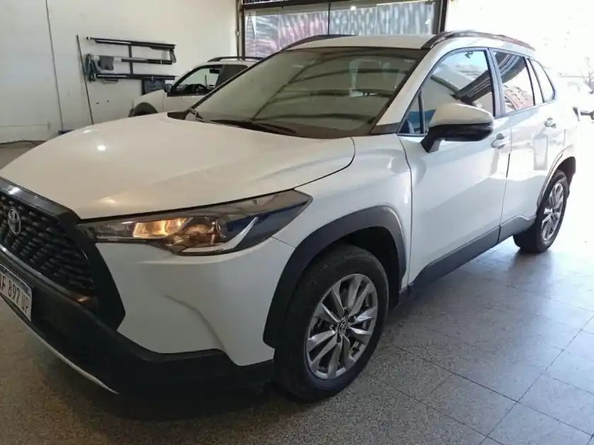 Toyota Corolla Cross  2023 - foto 2
