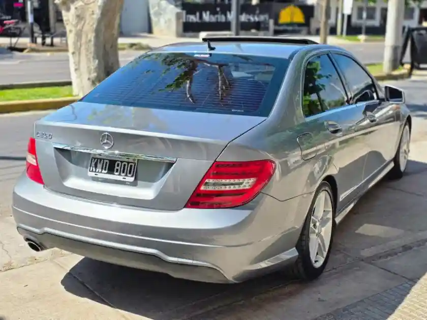 Mercedes-Benz Clase C  2012 - foto 4