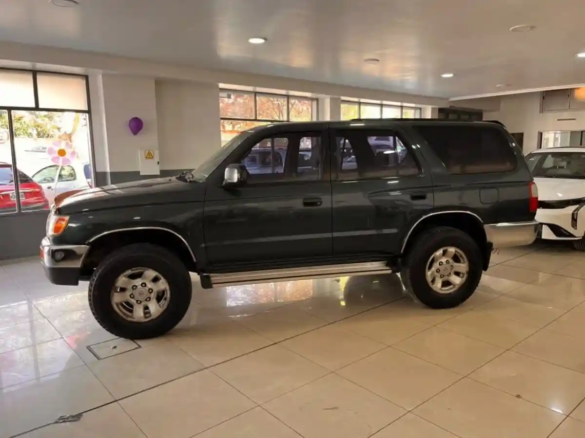 Toyota Hilux Sw4  1998 - foto 3