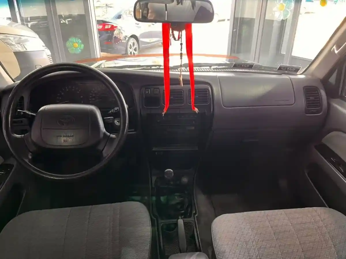 Toyota Hilux Sw4  1998 - foto 5