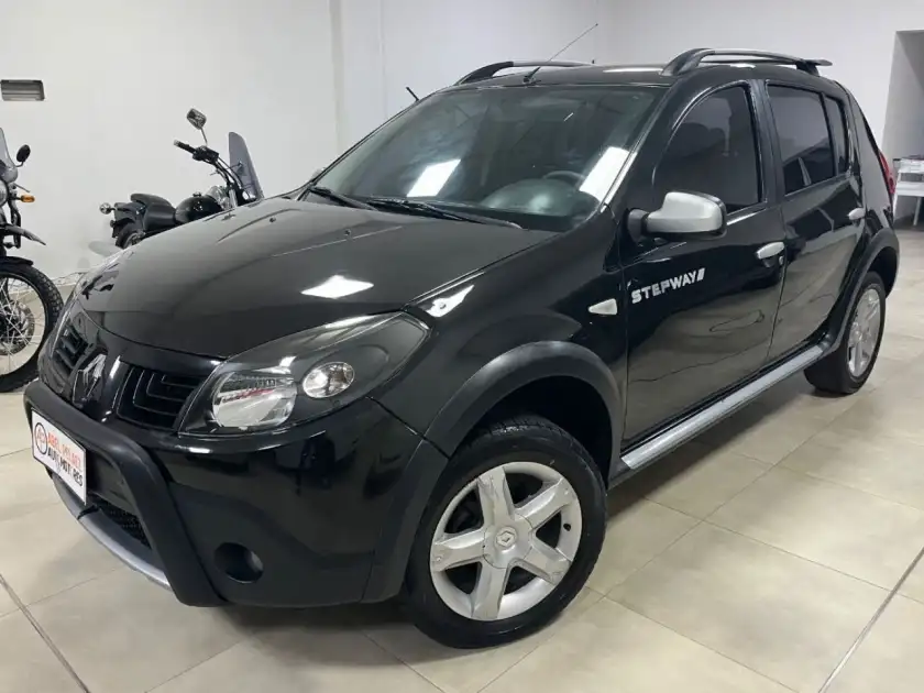 Renault Sandero 2011 - foto 1