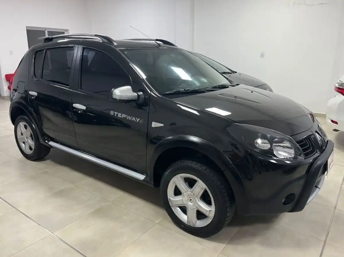 Renault Sandero  2011 - foto 2