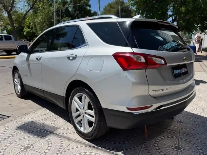 Chevrolet Equinox  2020 - foto 3
