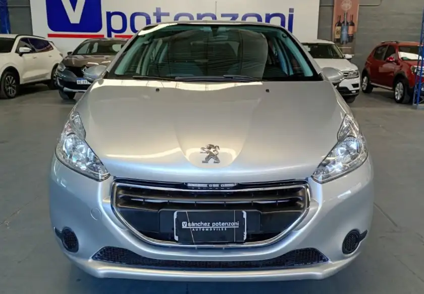 Peugeot 208  2015 - foto 1