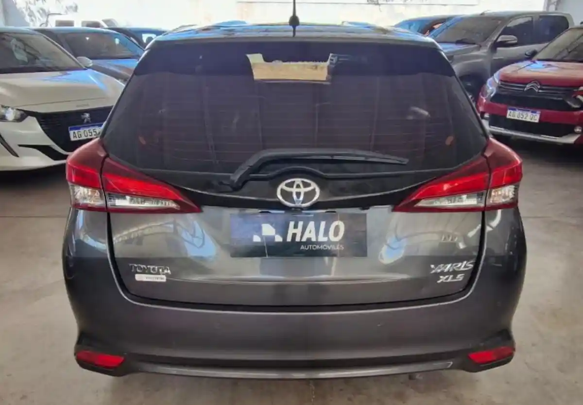 Toyota Yaris  2022 - foto 3