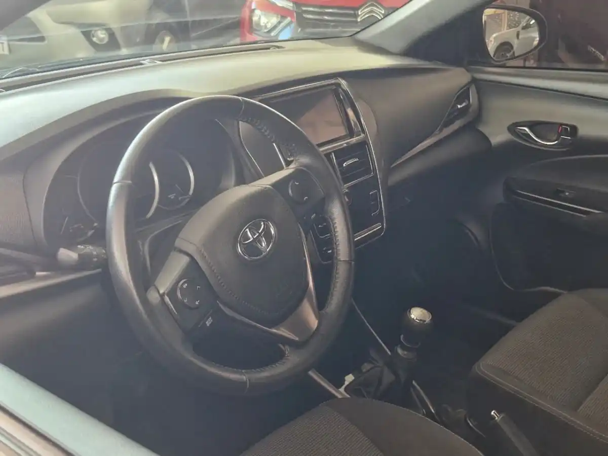Toyota Yaris  2022 - foto 4