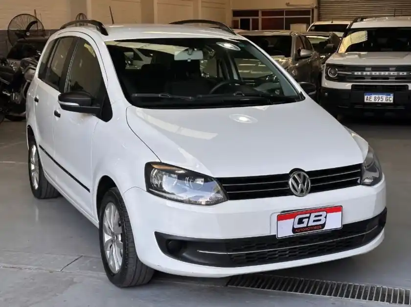 Volkswagen Suran 2013 - foto 1