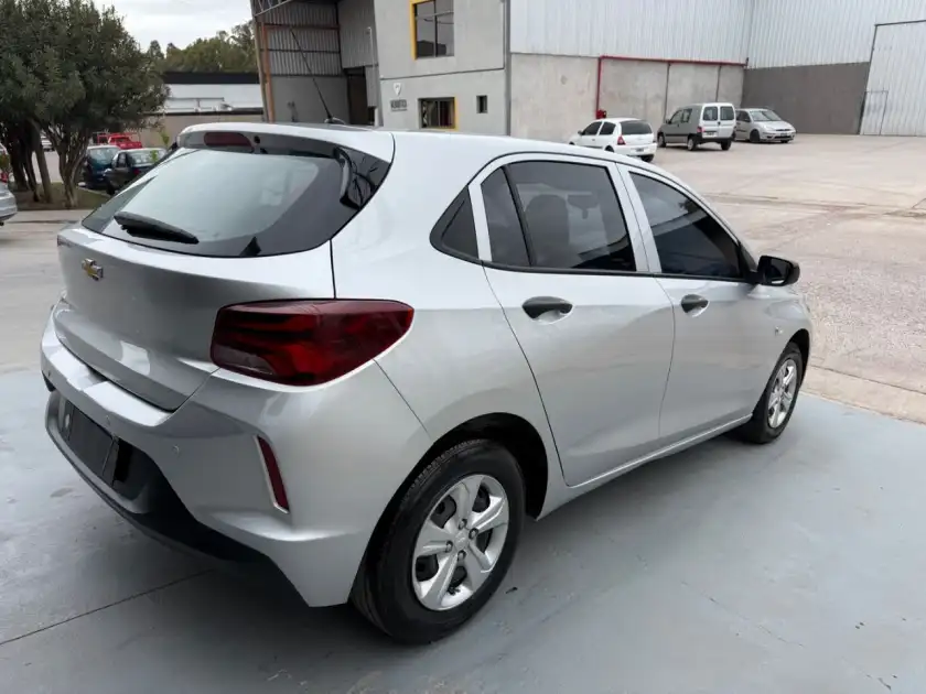 Chevrolet Onix  2020 - foto 3