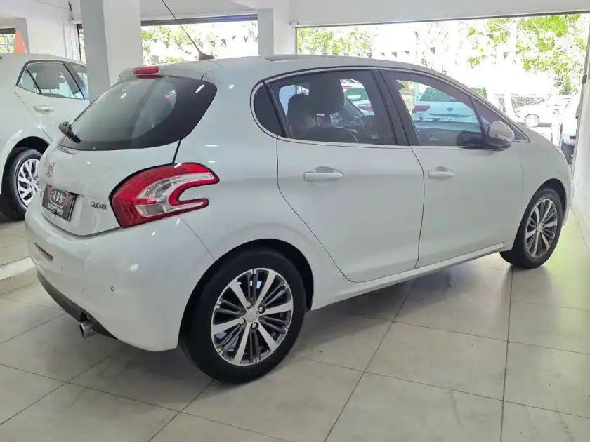 Peugeot 208  2017 - foto 4