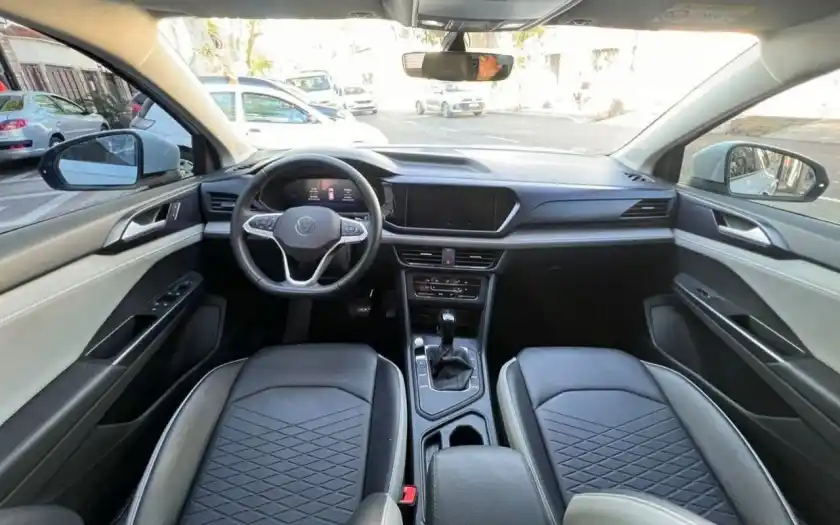 Volkswagen Taos  2023 - foto 5