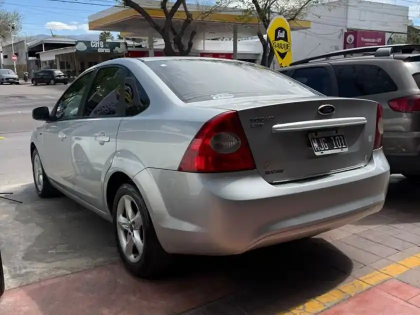 Ford Focus  2013 - foto 3