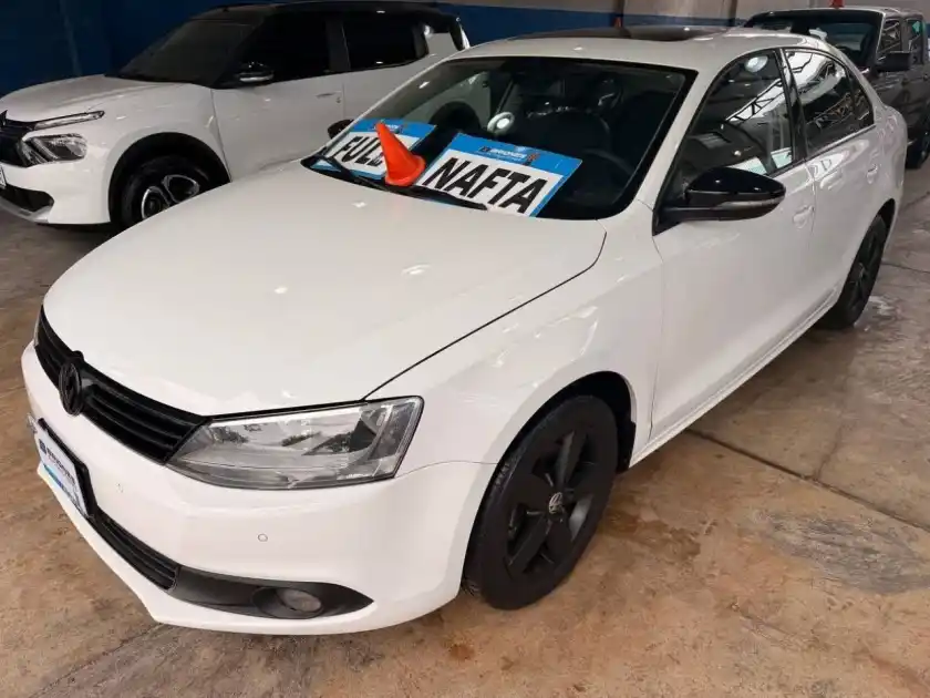 Volkswagen Vento 2013 - foto 1