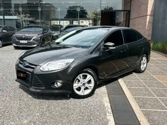 Ford Focus  2014 - foto 1