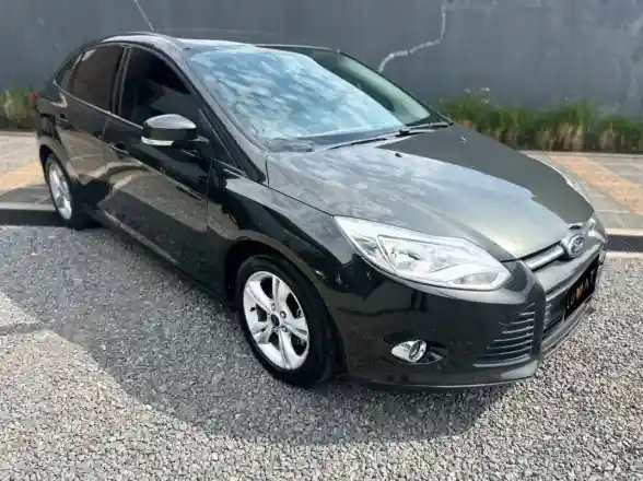 Ford Focus  2014 - foto 2