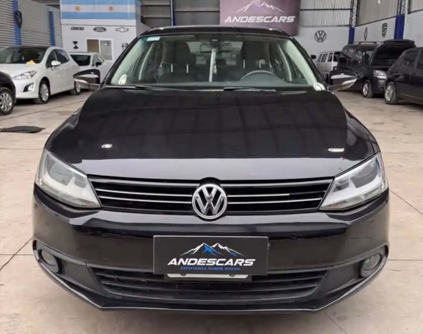 Volkswagen Vento  2011 - foto 2