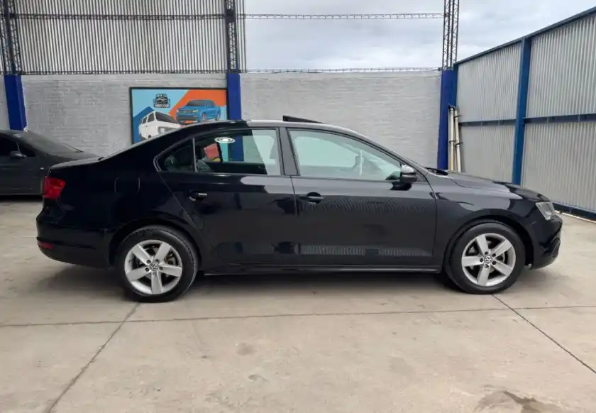 Volkswagen Vento  2011 - foto 5
