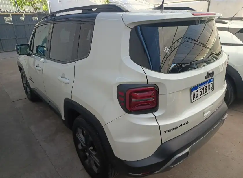 Jeep Renegade  2024 - foto 3