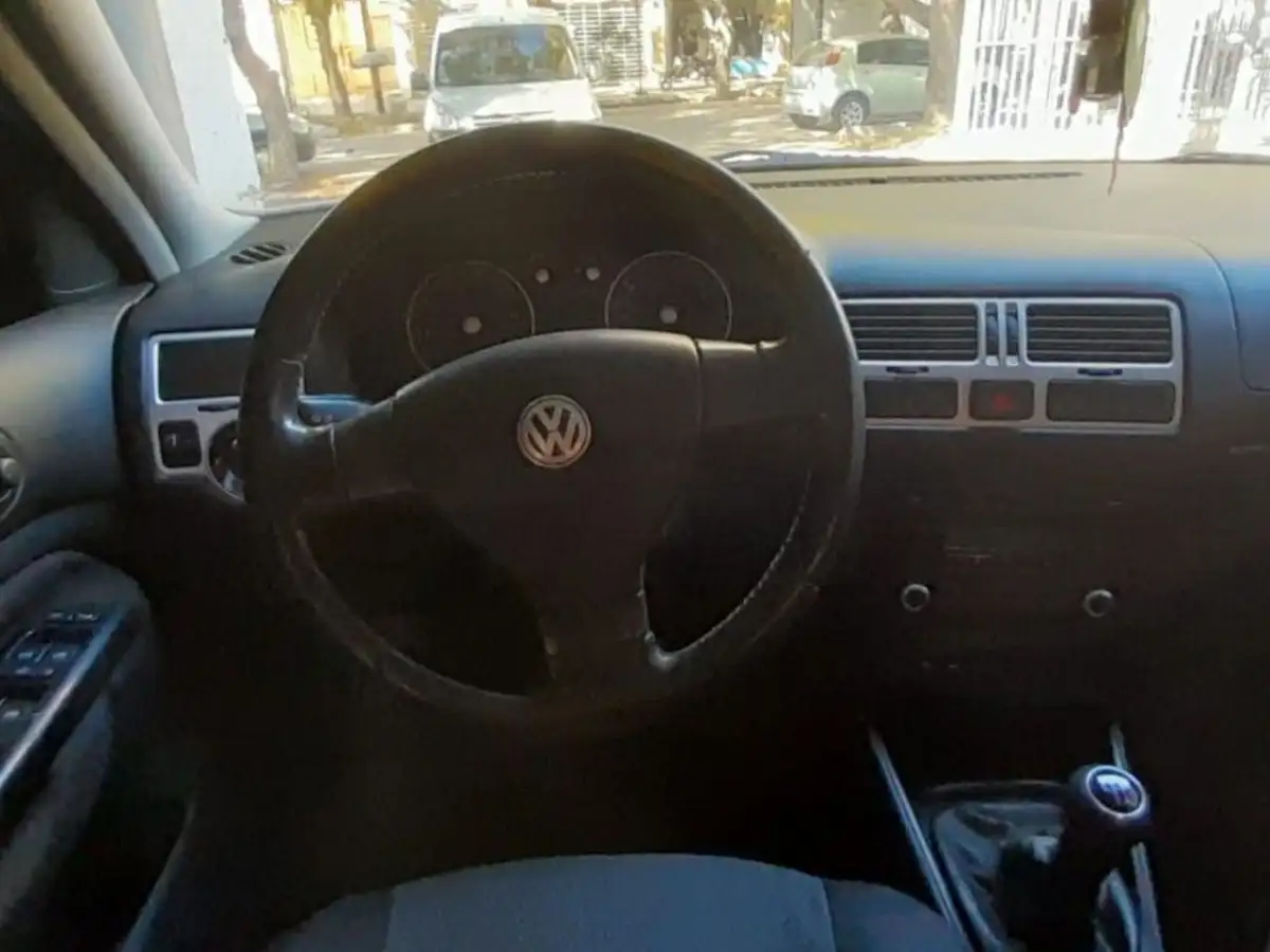 Volkswagen Bora  2009 - foto 5