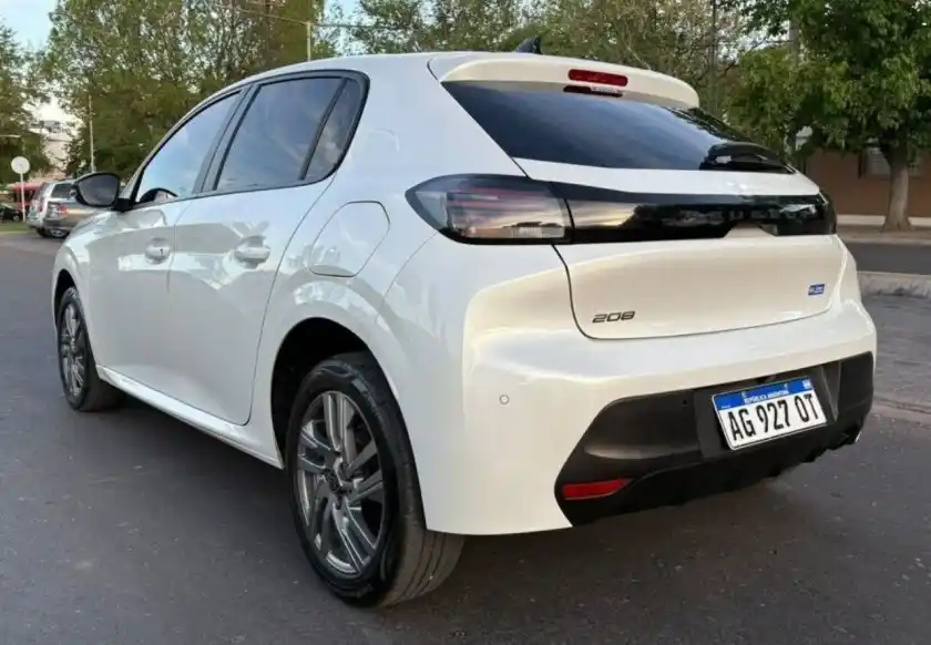 Peugeot 208  2024 - foto 3