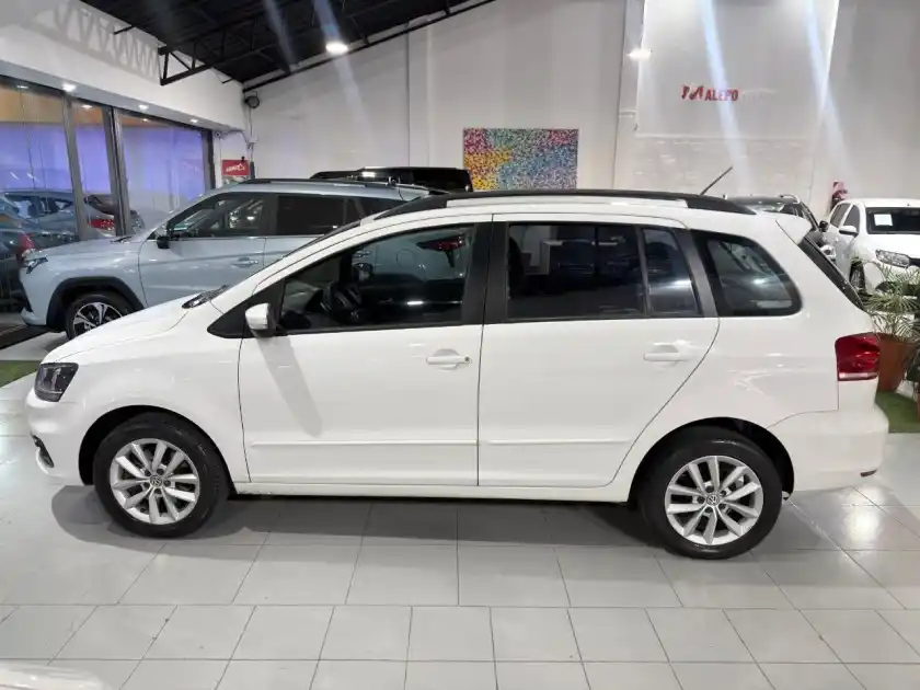 Volkswagen Suran  2015 - foto 4