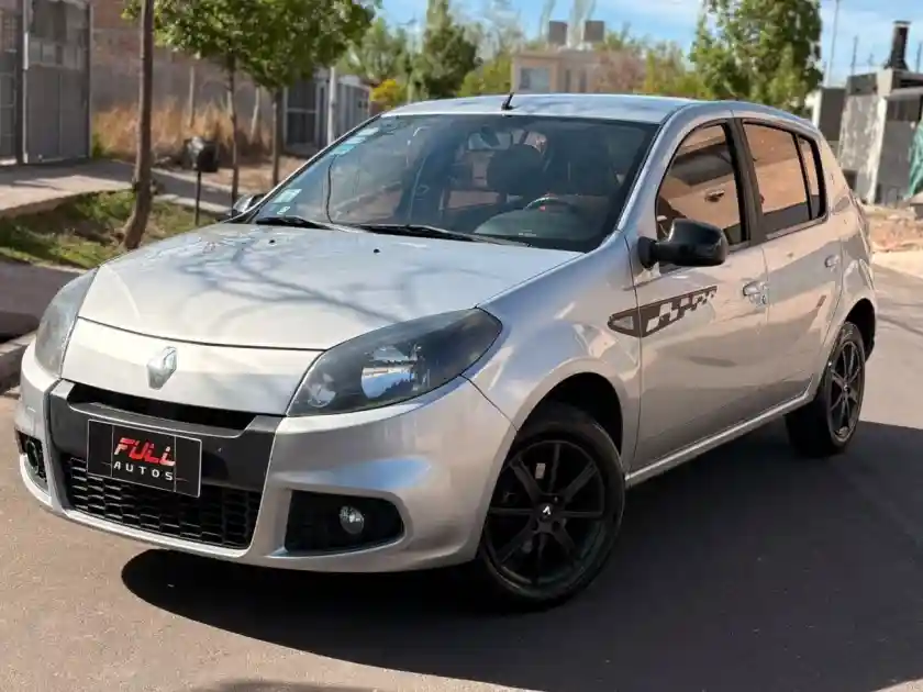 Renault Sandero  2013 - foto 1