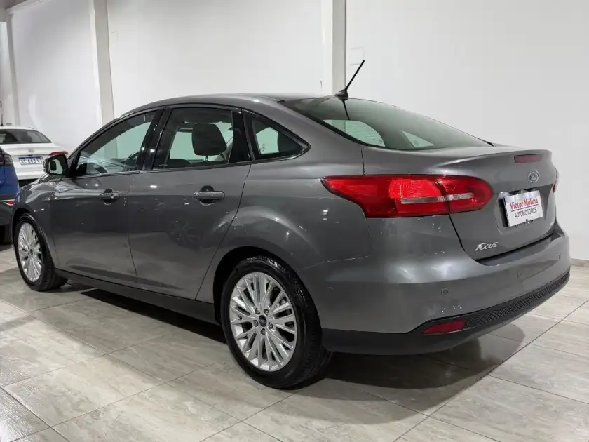 Ford Focus  2018 - foto 3
