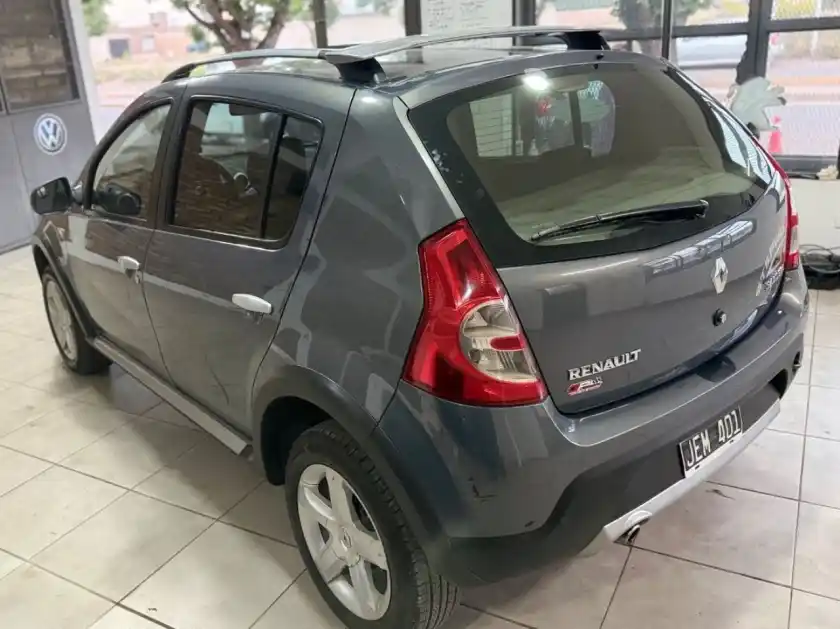 Renault Sandero  2010 - foto 3