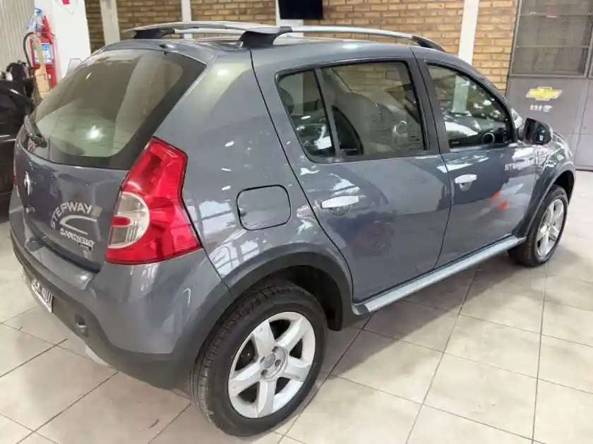 Renault Sandero  2010 - foto 4