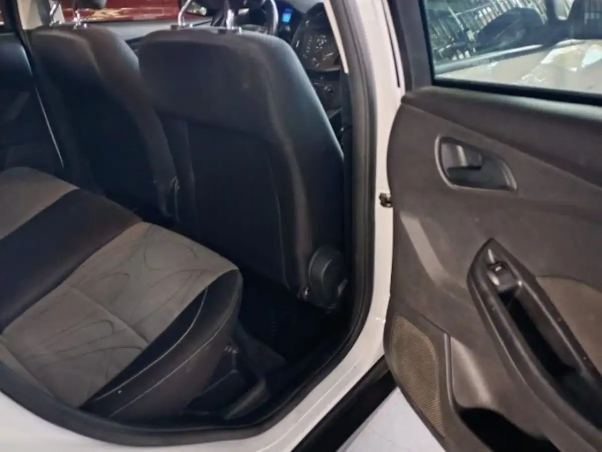 Ford Focus  2015 - foto 4